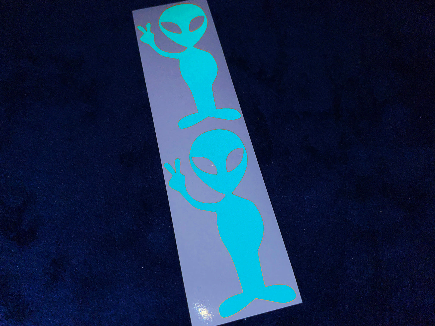 Valueviz Reflective Alien Peace (Medium) Stickers