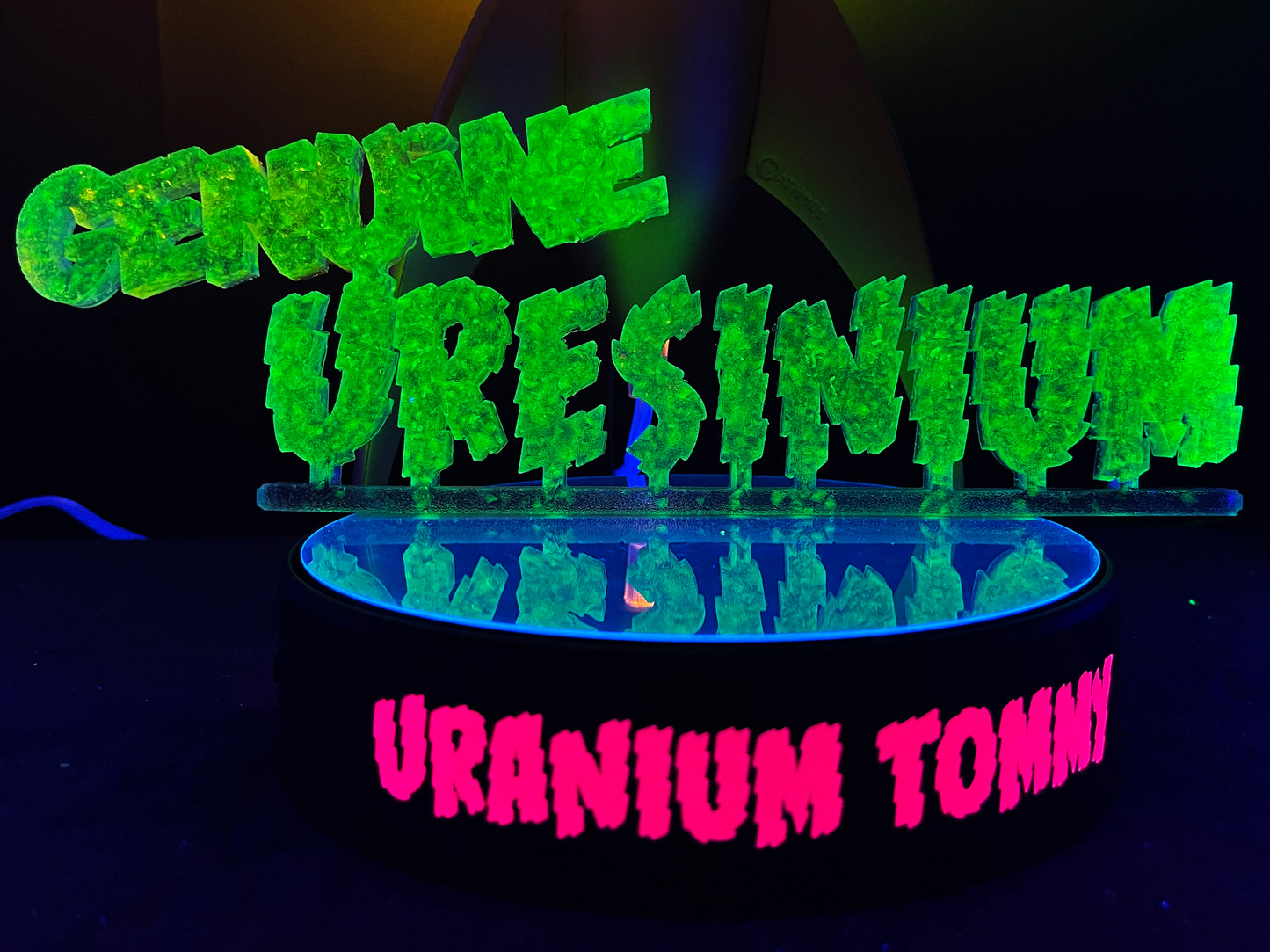 Uranium Glass Resin Dove MDMA Tablet (Uresinium)