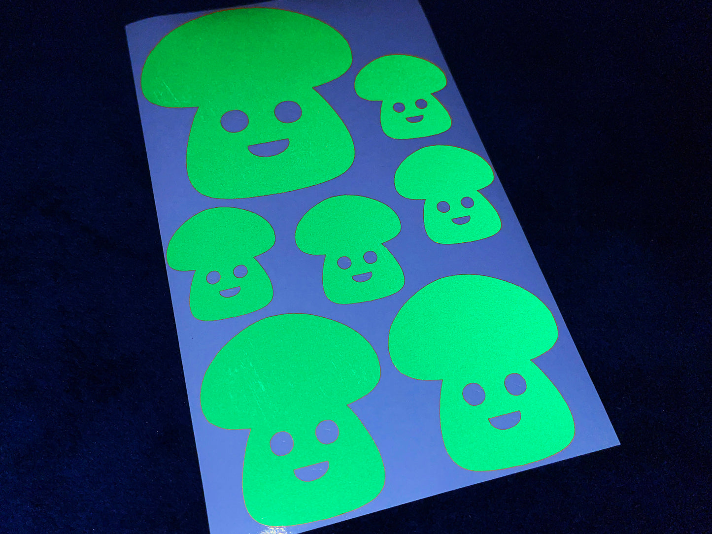 Valueviz Reflective Toadstool (Assorted) Stickers