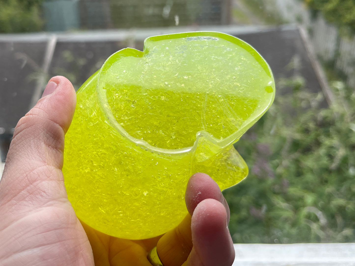 Uranium Glass Resin Skull Large (Uresinium)