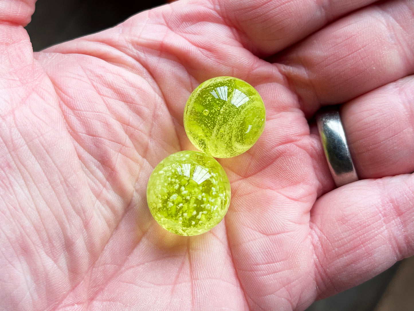 Uranium Glass 20mm Shooter Marble