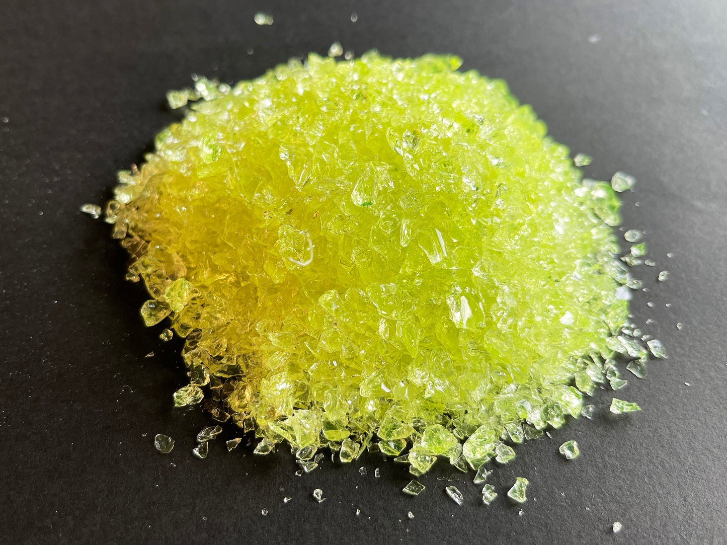 5mm Graded Crushed Uranium Glass