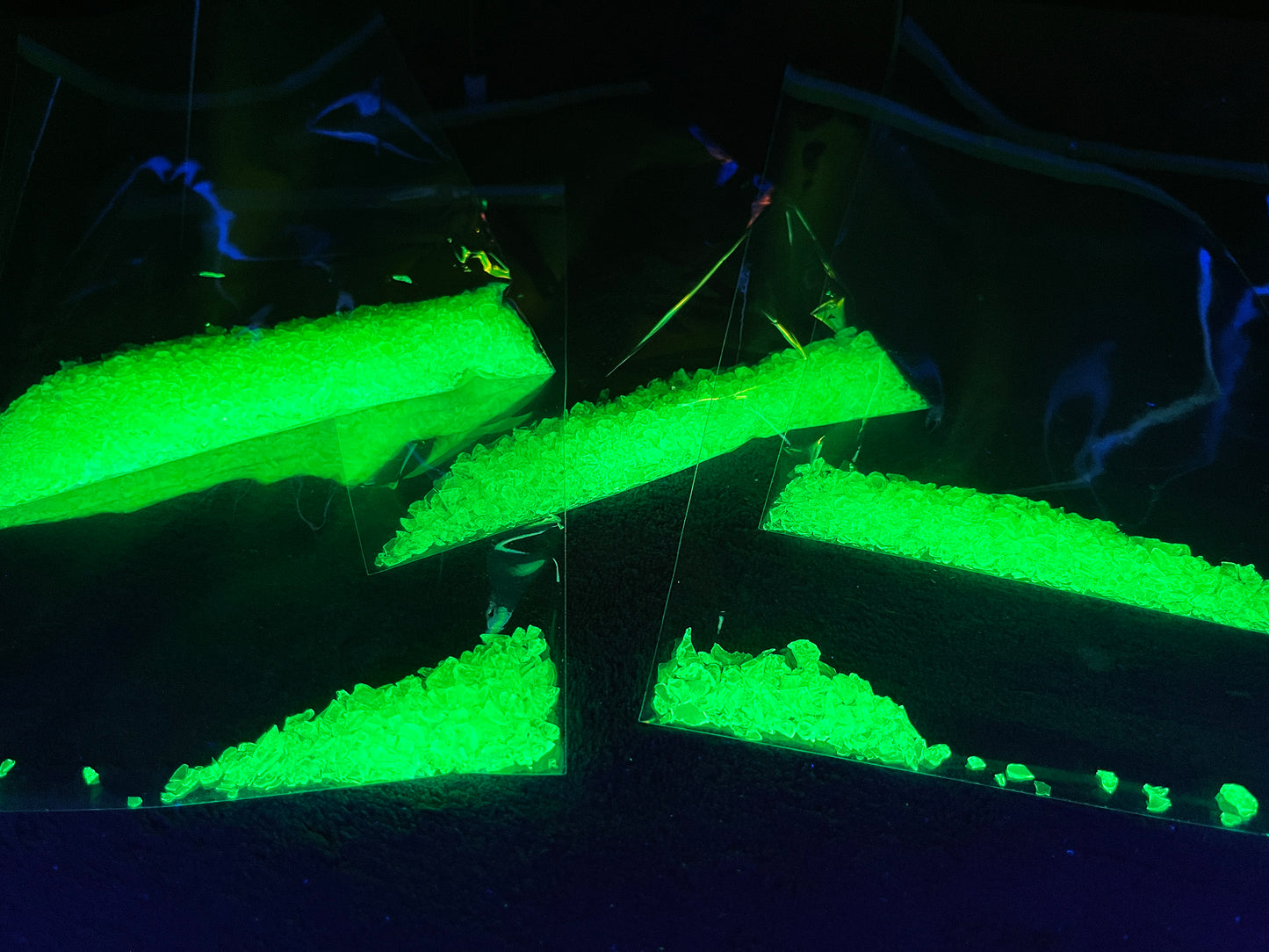 5mm Graded Crushed Uranium Glass