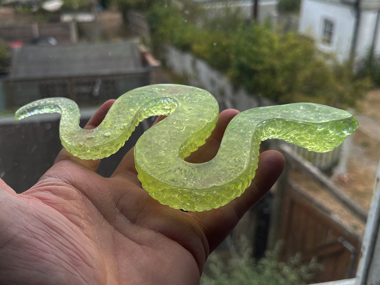 Uranium Glass Resin Snake (Uresinium)