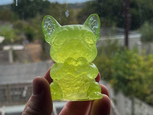 Uranium Glass Resin Love Pug (Uresinium)