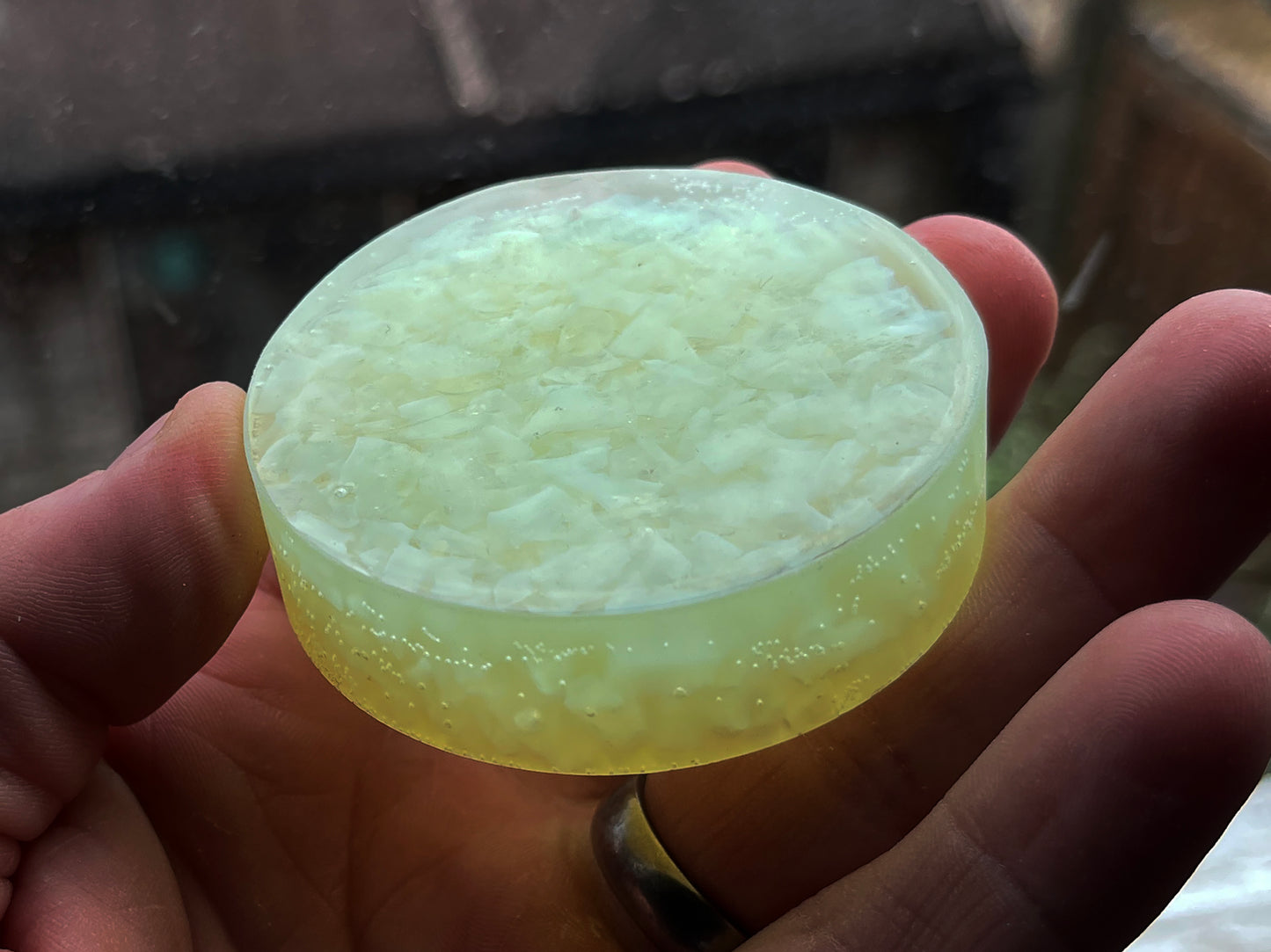Uranium Glass Resin Mitsi MDMA Tablet (Uresinium)
