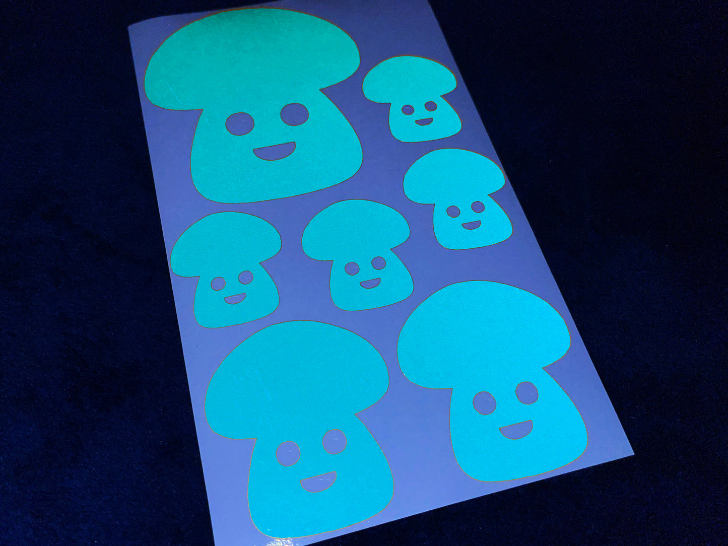Valueviz Reflective Toadstool (Assorted) Stickers