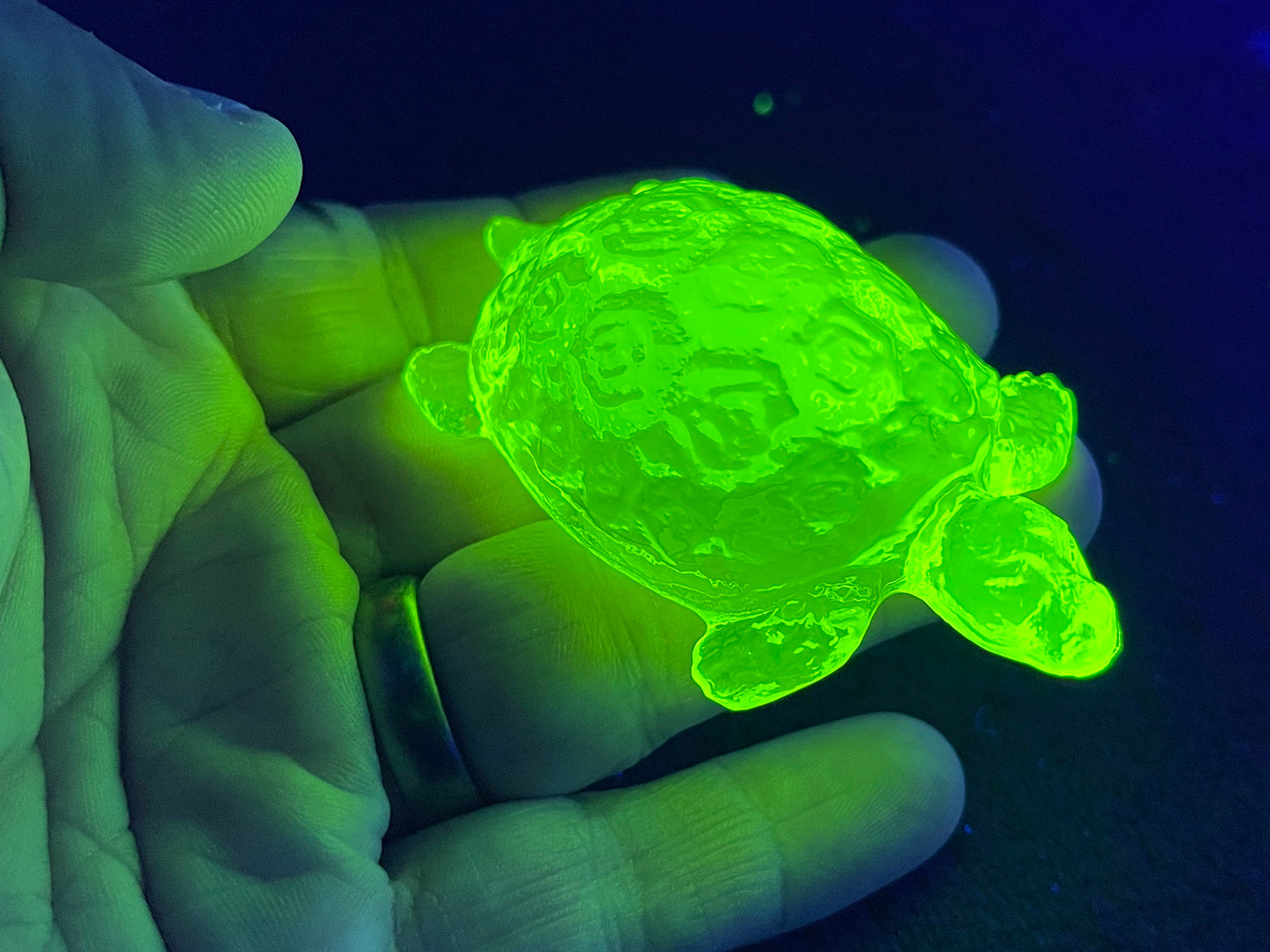 Uranium Vaseline Glass Turtle