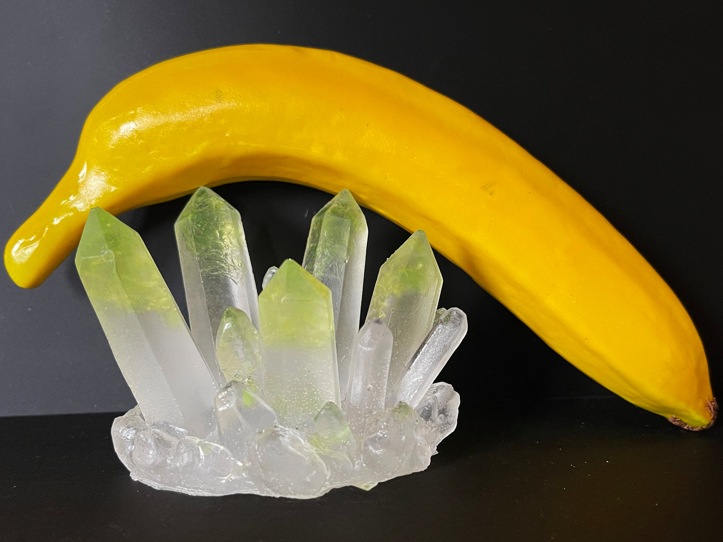 Uranium Glass Resin Crystal Formation (Uresinium)