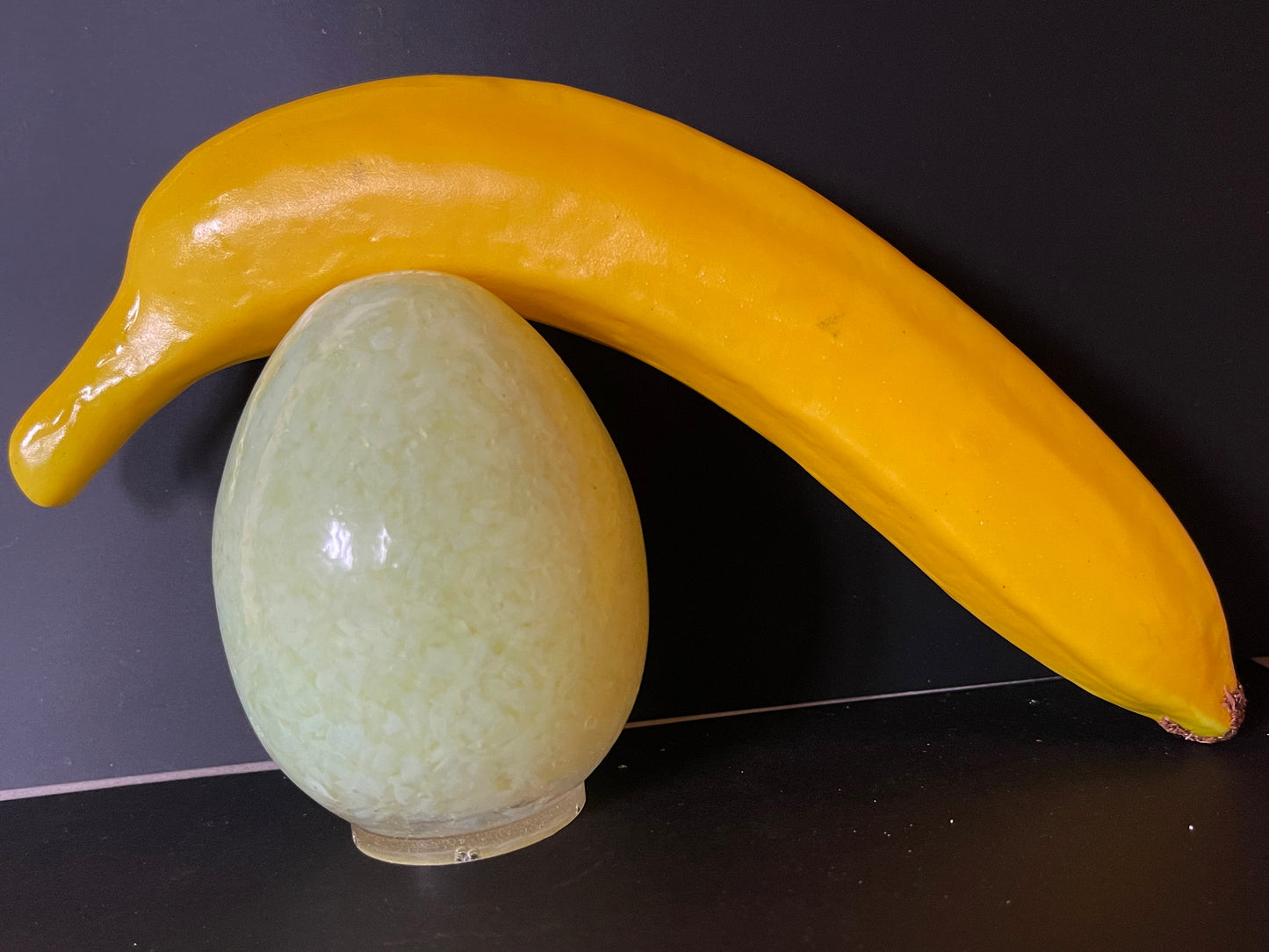 Uranium Glass Resin Custard Egg (Uresinium)