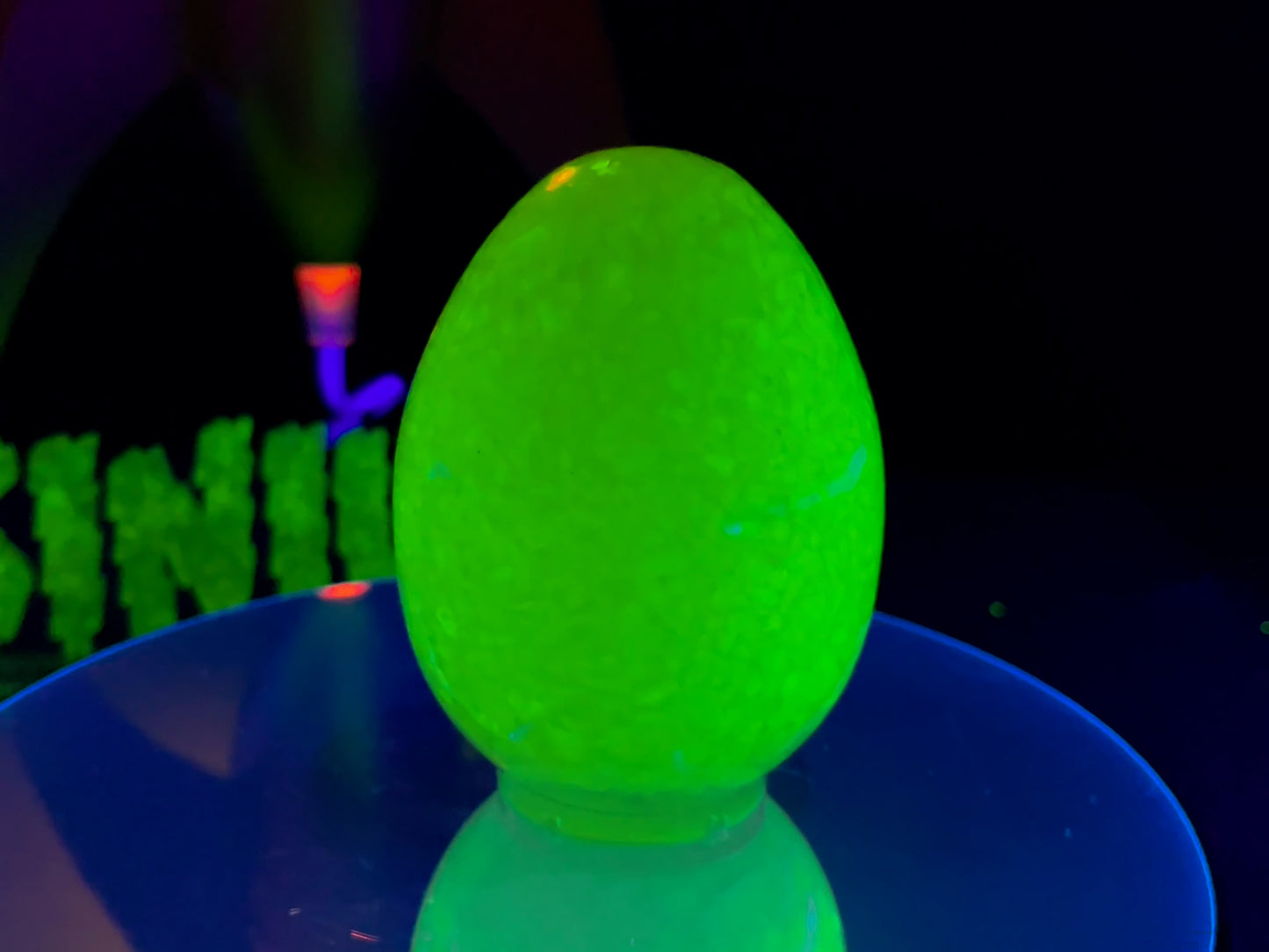 Uranium Glass Resin Custard Egg (Uresinium)