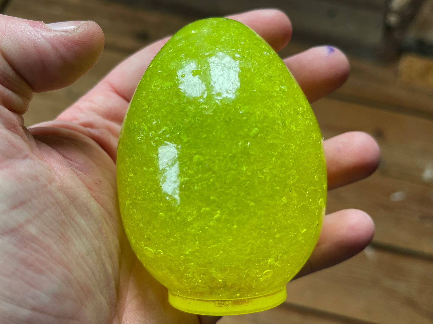 Uranium Glass Resin Vaseline Egg (Uresinium)