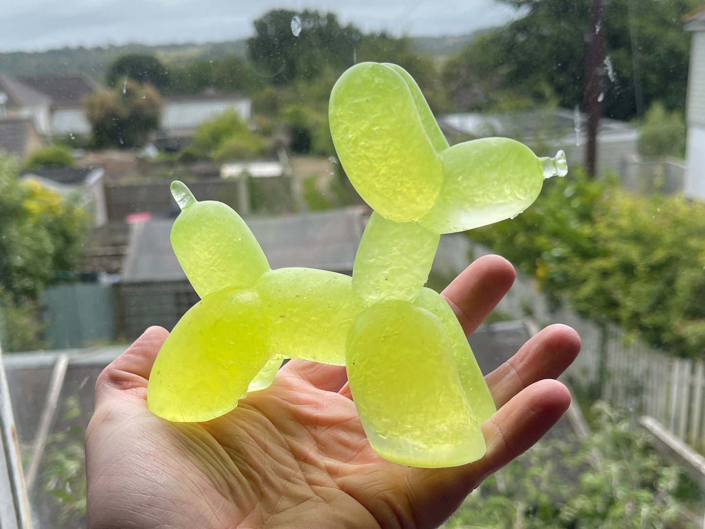 Uranium Glass Resin Balloon Dog (Uresinium)