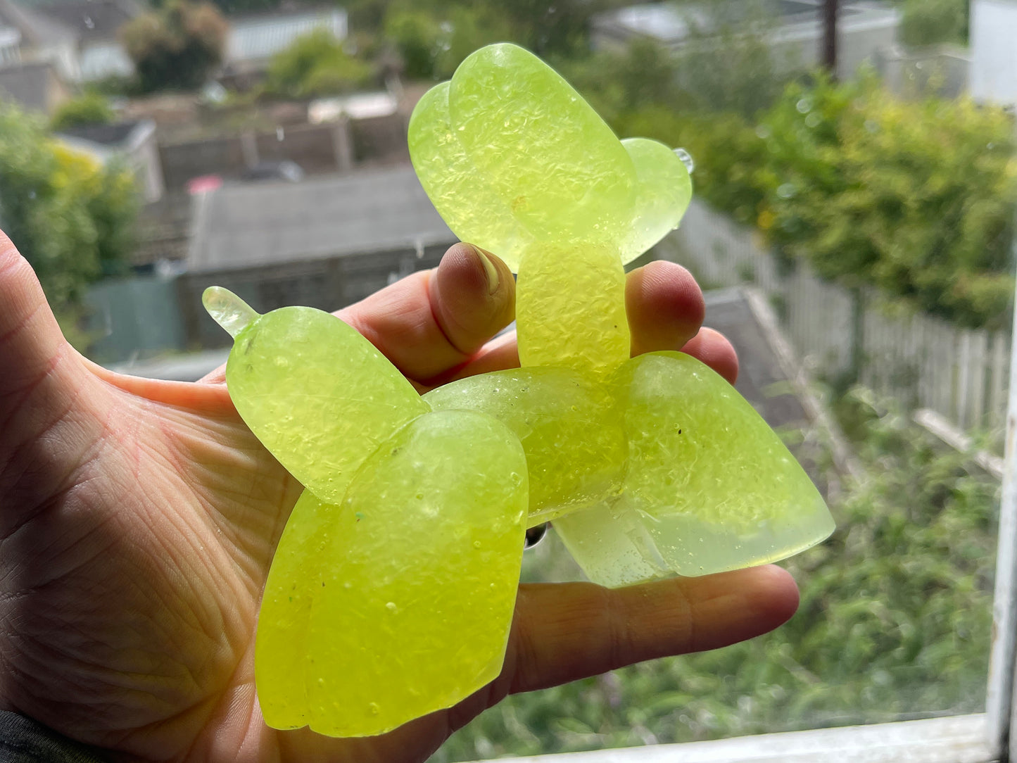 Uranium Glass Resin Balloon Dog (Uresinium)