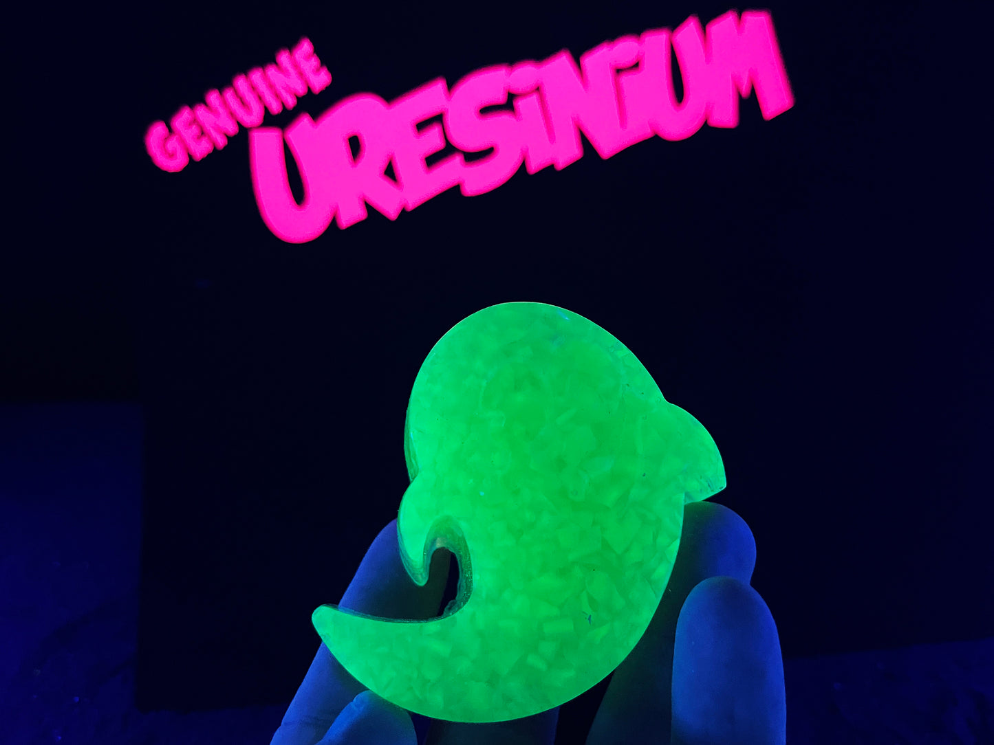 Uranium Glass Resin Friendly Ghost - Custard (Uresinium)