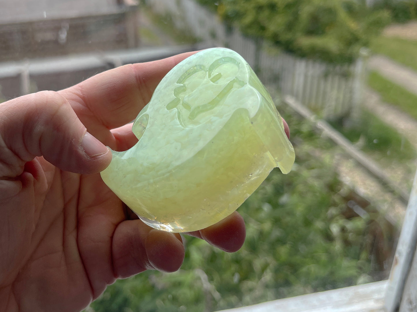 Uranium Glass Resin Friendly Ghost - Custard (Uresinium)