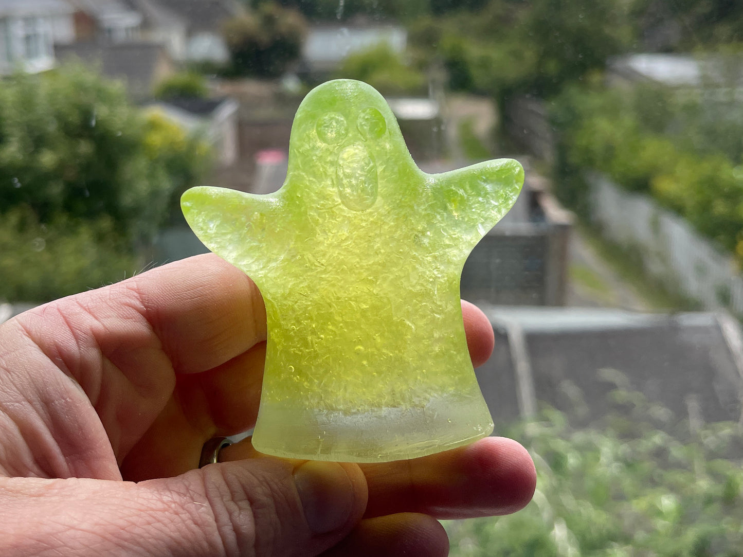 Uranium Glass Resin Ghost (Uresinium)