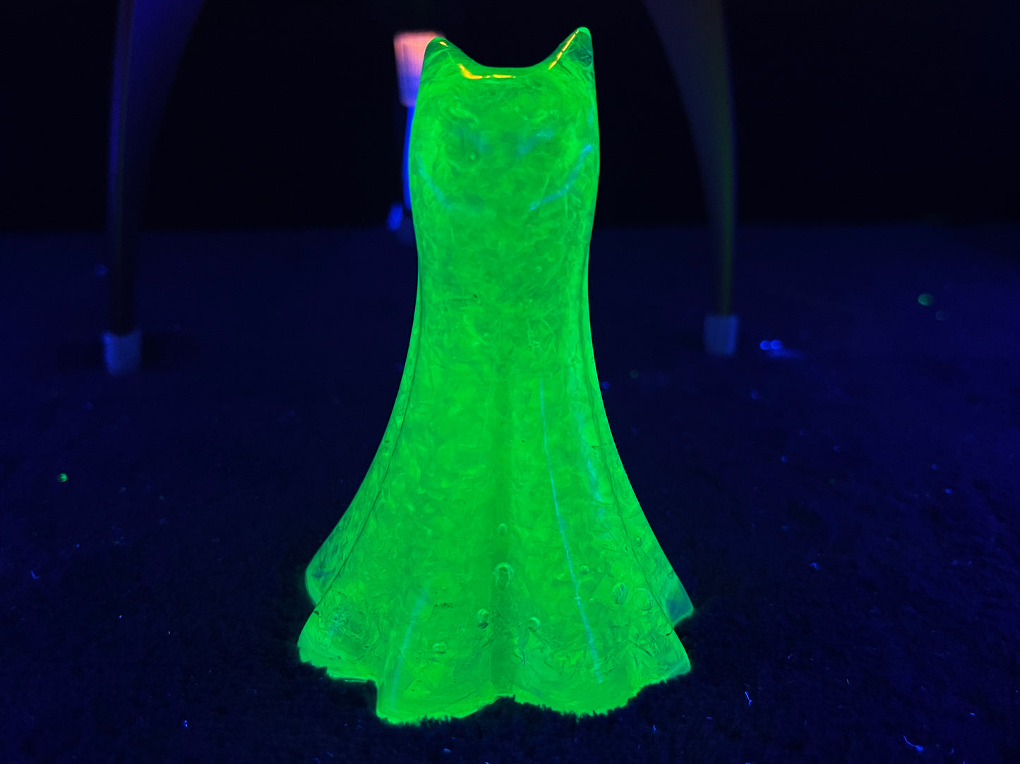 Uranium Glass Resin Ghost Cat - Tall (Uresinium)