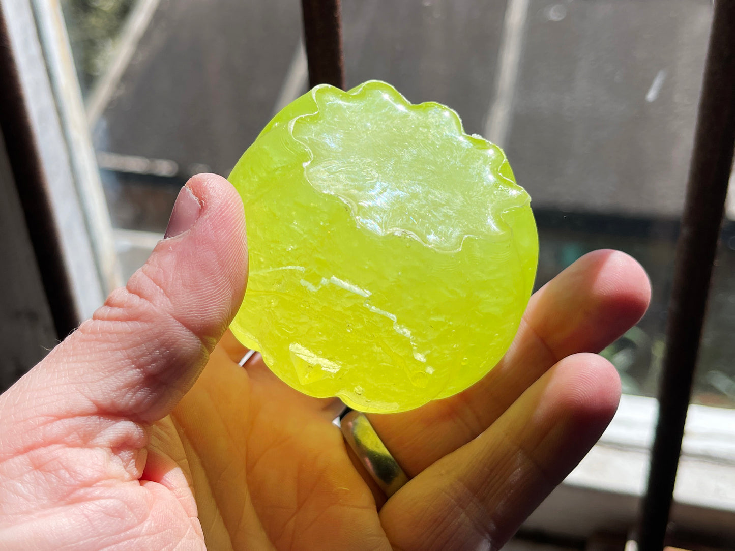 Uranium Glass Resin Ghost Pumpkin (Uresinium)