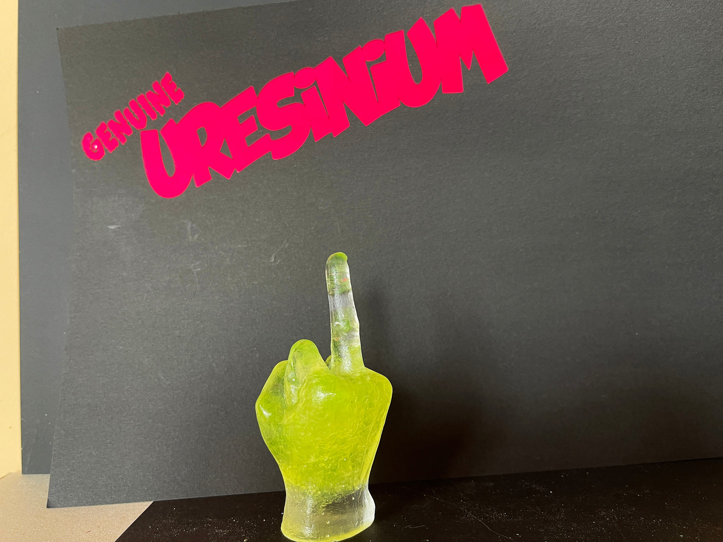 Uranium Glass Resin Middle Finger (Uresinium)
