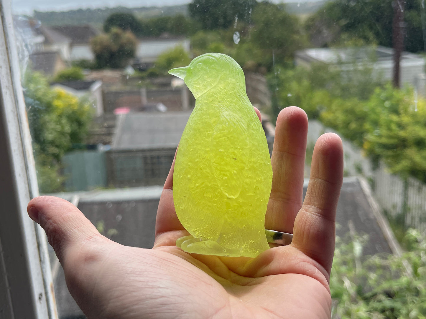 Uranium Glass Resin Penguin (Uresinium)