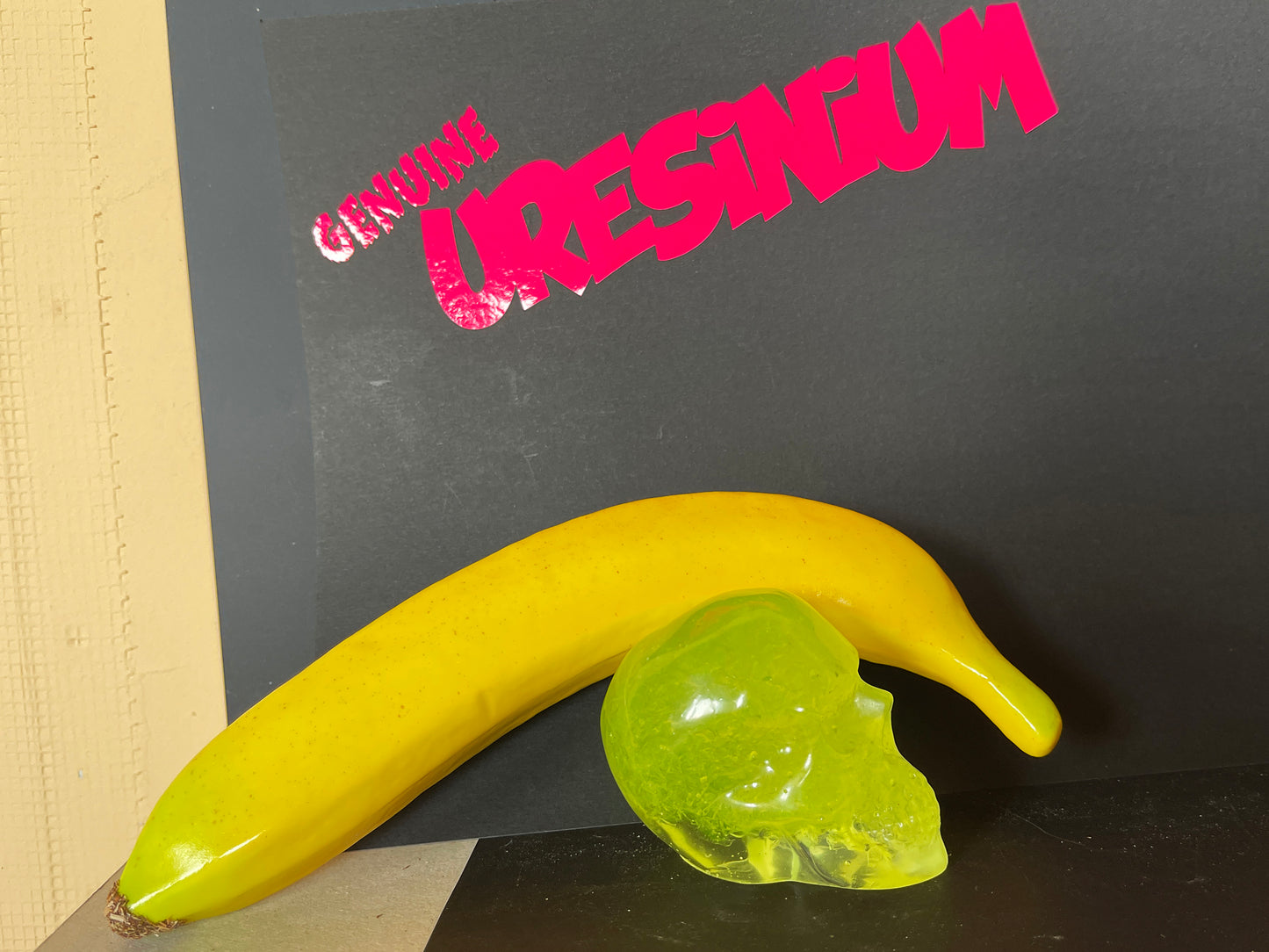 Uranium Glass Resin Skull (Uresinium)