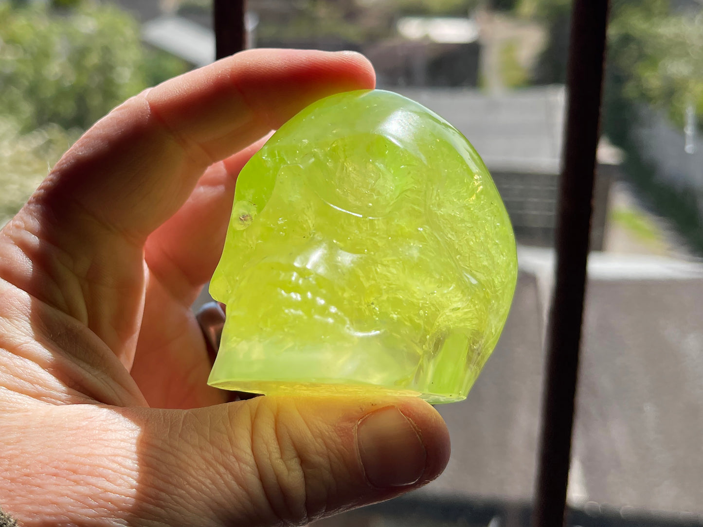 Uranium Glass Resin Skull (Uresinium)