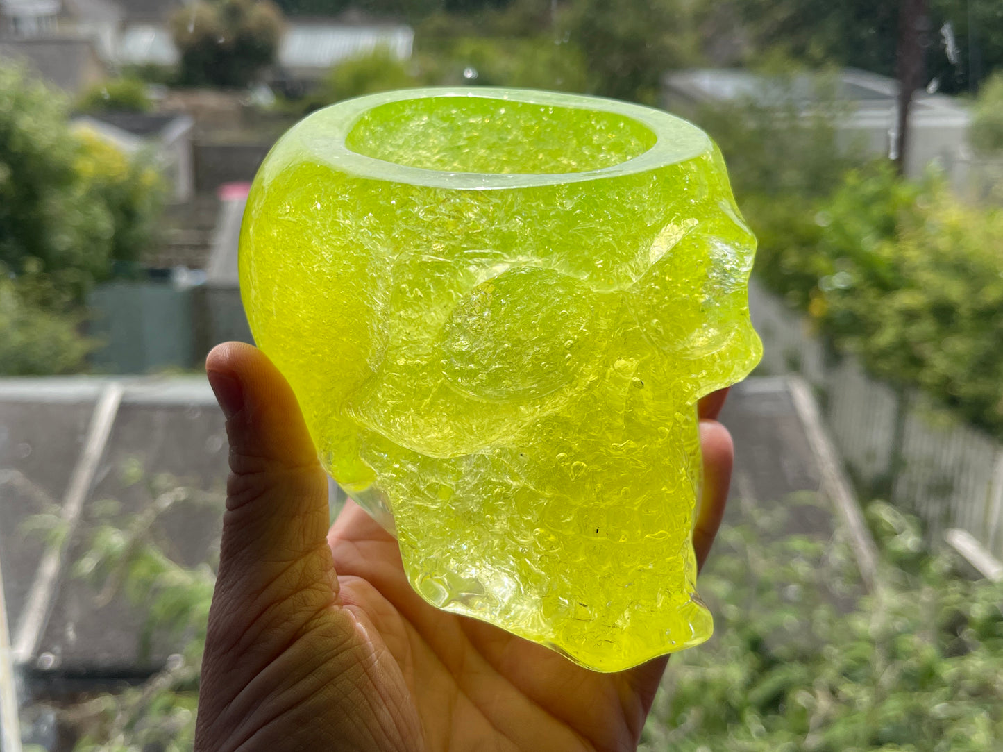 Uranium Glass Resin Skull Pot (Uresinium)