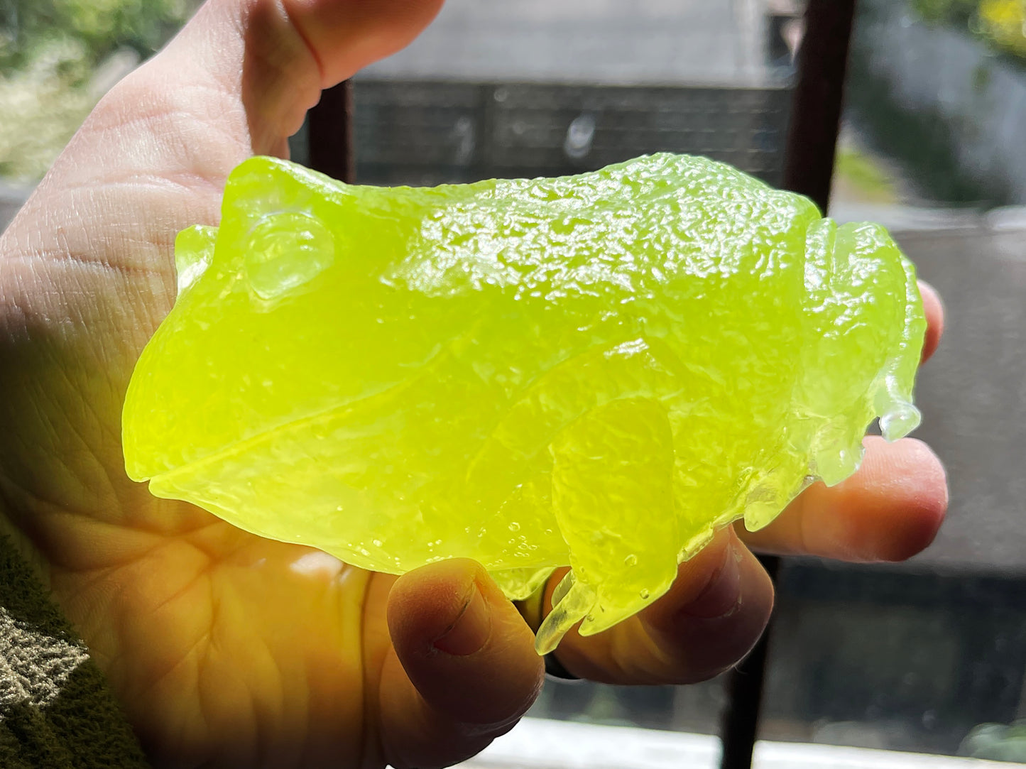 Uranium Glass Resin Toad (Uresinium)