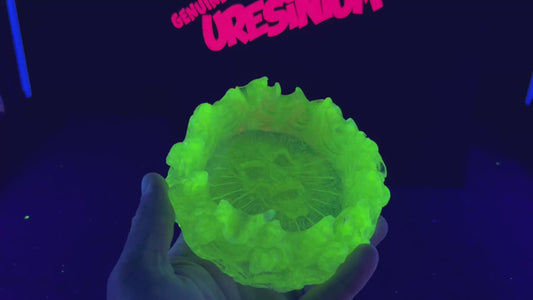 Uranium Glass Resin Skull Ashtray (Uresinium)
