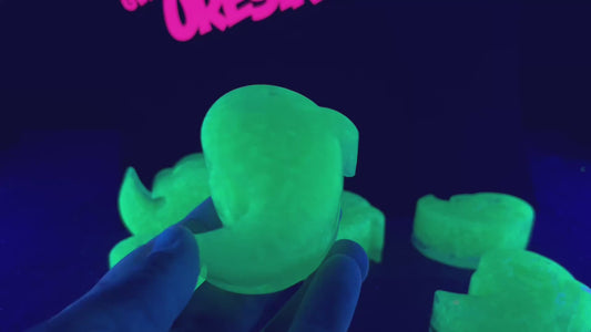 Uranium Glass Resin Friendly Ghost - Custard (Uresinium)