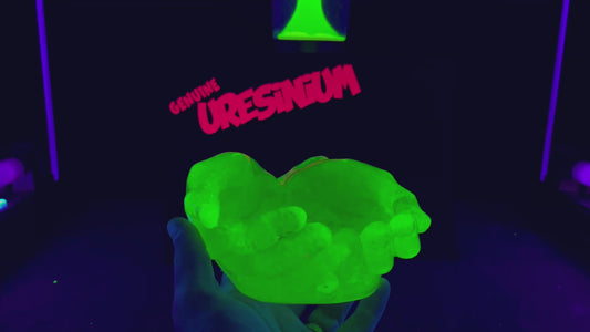 Uranium Glass Resin Hand Bowl (Uresinium)